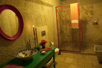 Cave Bathroom with marble of room #3