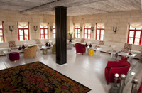 Lobby resting room